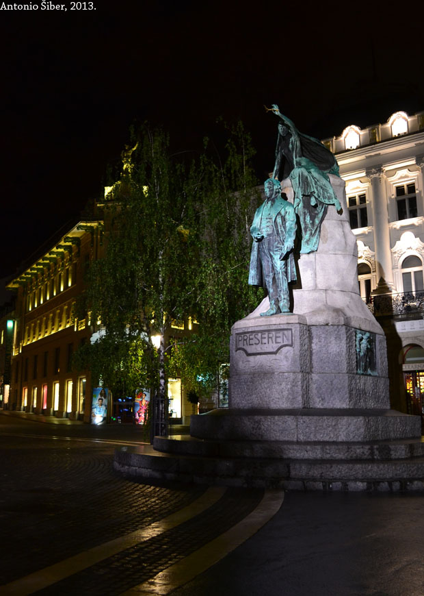 Prešernov spomenik, noć