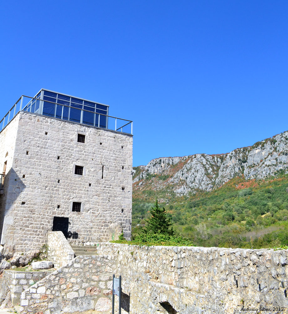 Bribir, kaštel