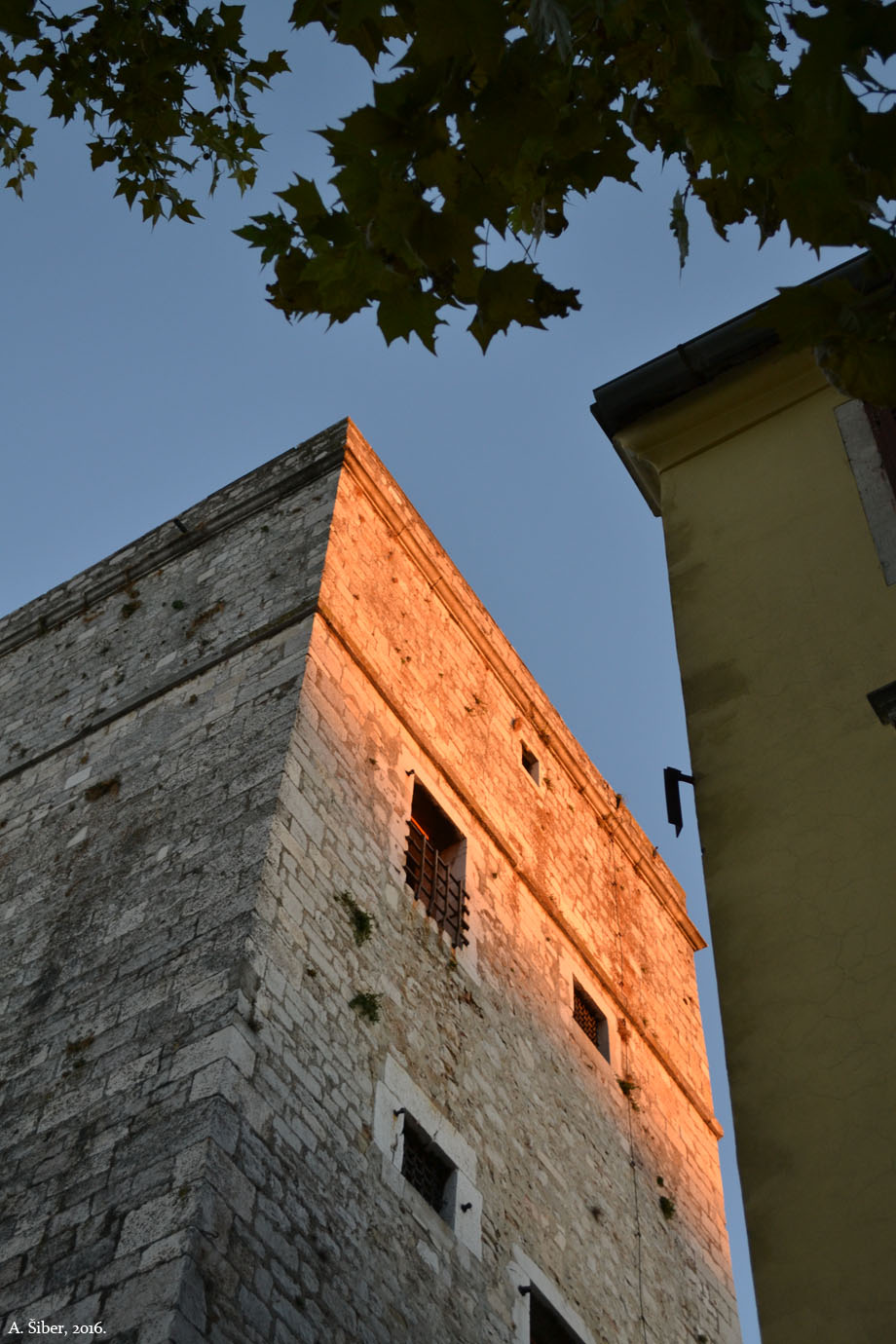 Zadar, zgrade, zalazak sunca